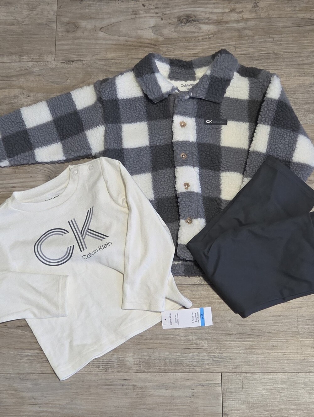 NWT Calvin Klein Baby Boy 3-Piece Shacket Pant Set 24M Plaid Sherpa Gray White
